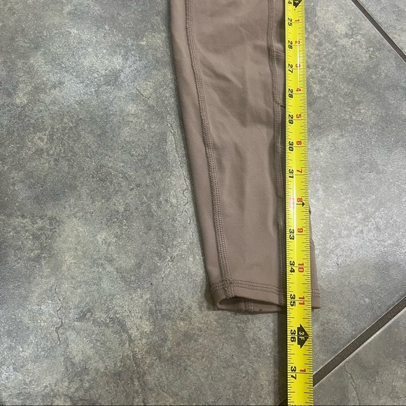 Alo Yoga Block Mesh Stripe Side Detail High Waist Leggings Beige Sz XS Outdoor - Picture 10 of 12